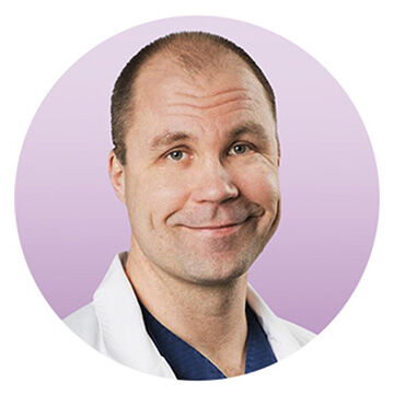 Silmälääkäri Pasi Pöyhönen