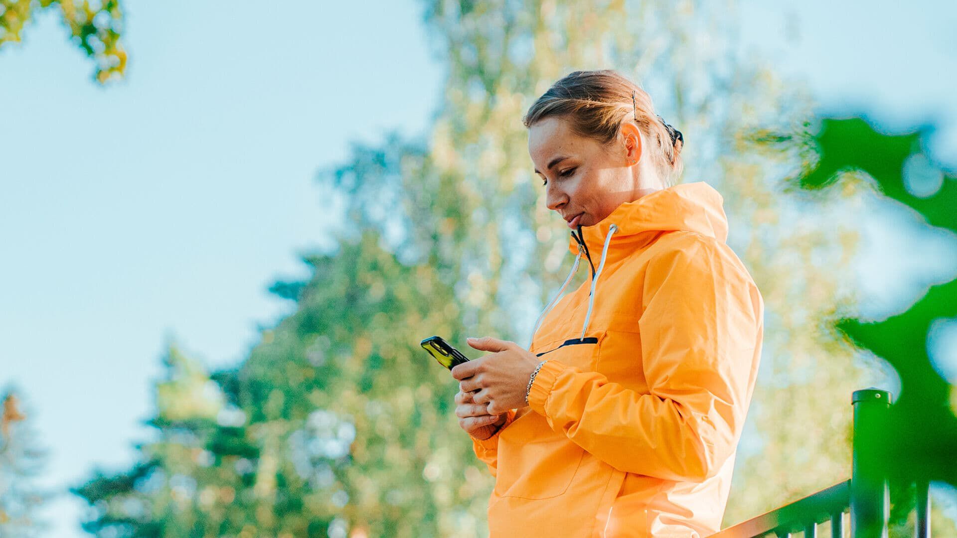 Miten koronavirus vaikuttaa silmiin ja miten suojaan silmäni?