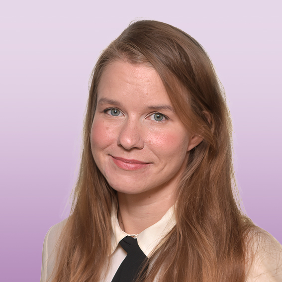 Anna Schlenzka